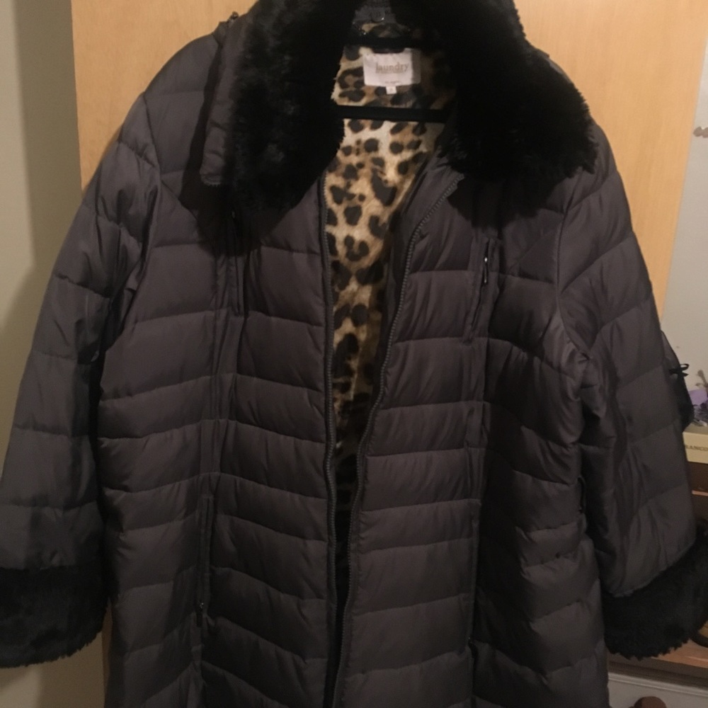 Black faux fur around the collar and sleeves